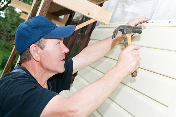 Best Siding Removal and Disposal  in Snellville, GA